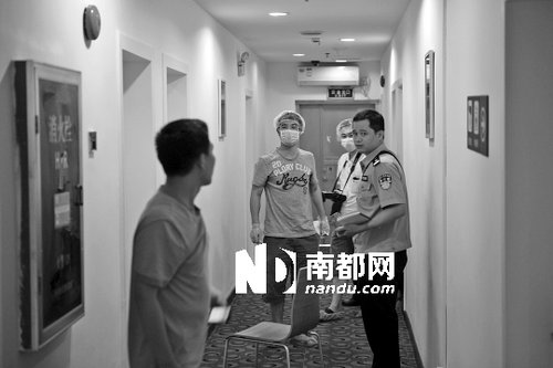 廣州44歲女跟20歲男開(kāi)房 洗手間內(nèi)遭割喉身亡