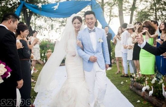 陳赫普吉島大婚黑白搞笑多款婚紗照曝光