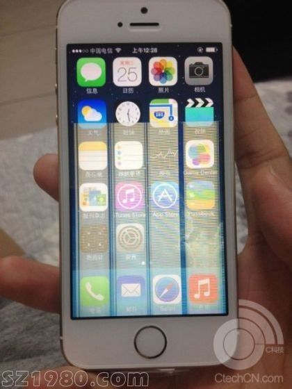 土豪金iPhone5S被爆屏幕問(wèn)題 陷 花屏門(mén) 