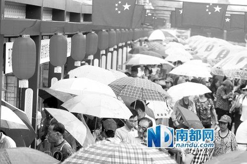 佛山：國慶新旅游法實施 團費漲10% 團友減10%