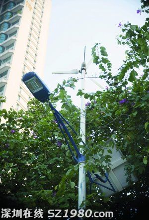 廣州一盞節(jié)能路燈3.6萬元 換個(gè)電池幾千元