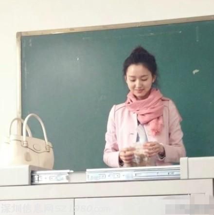 大學(xué)美女老師酷似劉詩詩 男生出勤率爆表(組圖)