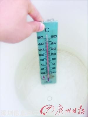 廣州水井暴雨后突變 溫泉  井水發(fā)熱冒煙