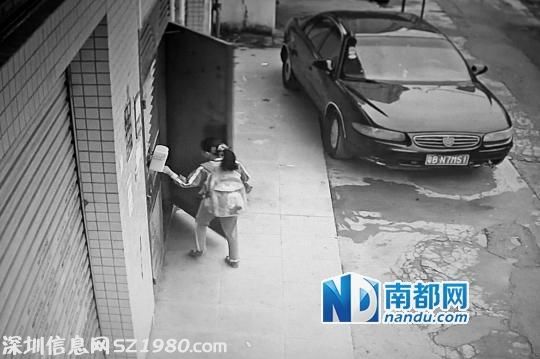 <a href=http://www.thesurfingworld.com/shenzhen/ target=_blank class=infotextkey>深圳</a>男手掏褲襠追10歲女童 警方稱不算猥褻