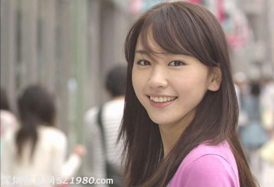新垣結(jié)衣錦戶亮假分手 玩隔層同居被媒體拍到