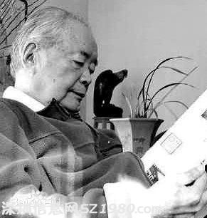 原中共中央調(diào)查部部長(zhǎng)羅青長(zhǎng)昨在京逝世