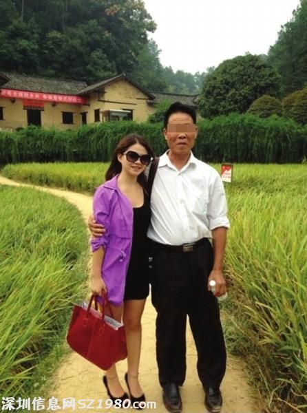 　22歲的女孩夏靜（化名）與63歲的老板張富華（化名）相識，先后從開房發(fā)生性關(guān)系到確立戀愛關(guān)系，從頻繁吵架再到簽訂結(jié)婚協(xié)議，鬧著戀人之間各種復(fù)雜曲折的情感糾紛。