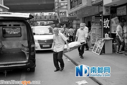 廣州男做激光美容時(shí)起糾紛 持刀捅死女老板