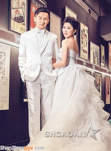 顏嘉樂為穿透視婚紗控制飲食3個月 7月和男友狄志杰結(jié)婚(圖)