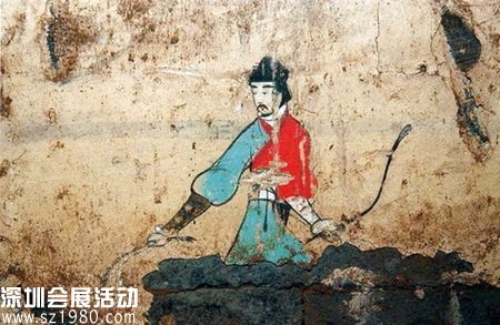 西安理工大漢代壁畫墓，這顏色搭配和現(xiàn)代人的審美不太一致。  