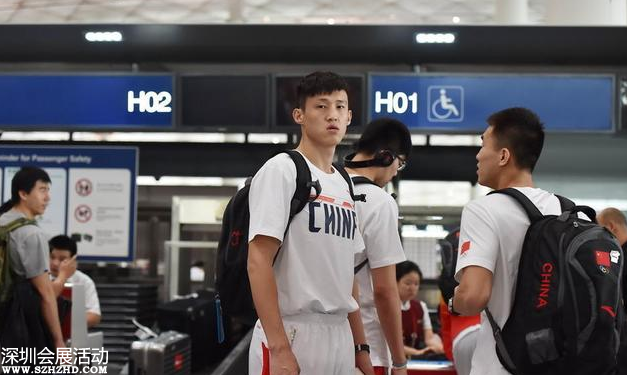 中國男籃vs哈薩克斯坦76-59獲勝 王哲林14分5板