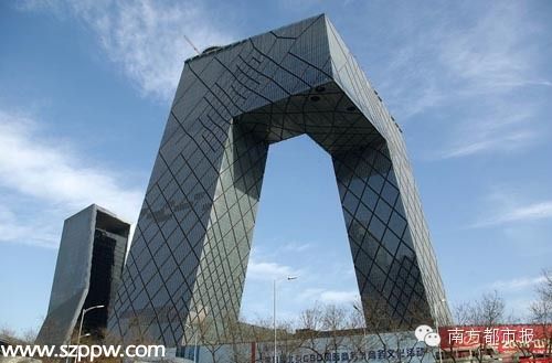 院士批央視 大褲衩 ：造價(jià)超高挑戰(zhàn)力學(xué)原理1