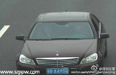 深圳寶安機(jī)場車禍司機(jī)為90后女性