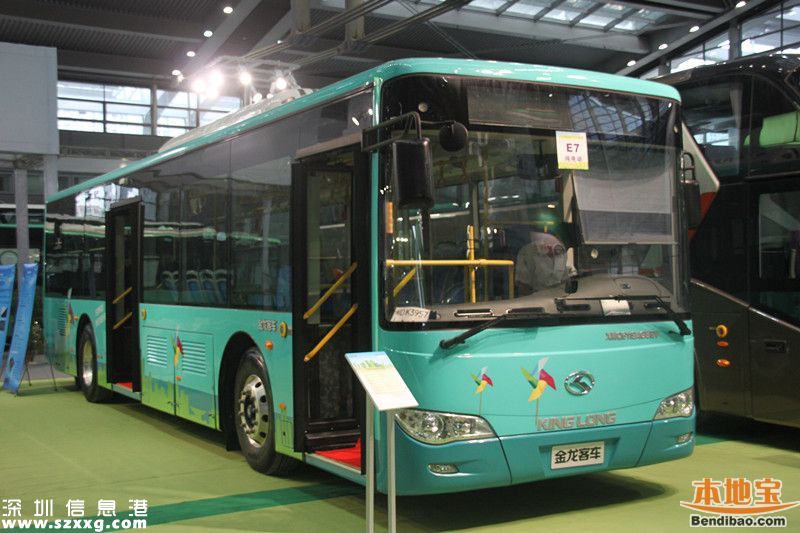 2015年深圳(www.thesurfingworld.com)首批純電動公交車正式投入使用