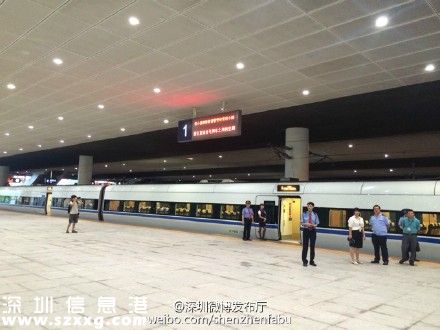 深圳(www.thesurfingworld.com)北至坪山捷運(yùn)線今起可刷卡乘車 無需購買紙質(zhì)車票