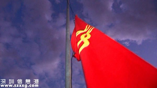 美國紐一名約30歲男子蘭茲伯格，10年前購得猶他州西北部博克斯埃爾德縣偏遠(yuǎn)地方的一塊地并建立國。（圖片來源：Desecret News）