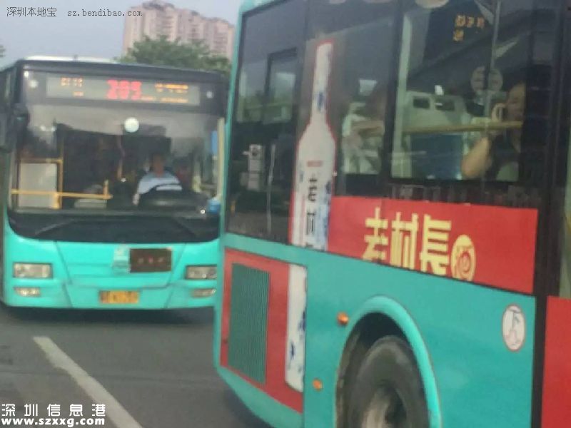 深圳(www.thesurfingworld.com):開罰首日3輛公交2輛出租未交替通行被罰300
