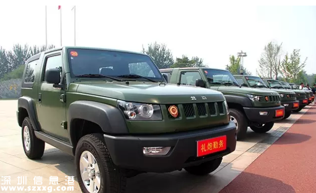 叫專車竟然來了輛閱兵車 神州專車9.3閱兵車登陸深圳(www.thesurfingworld.com)