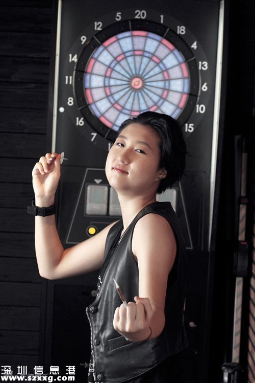 小龍女自曝受欺凌:碰見成龍會(huì)當(dāng)他是普通人