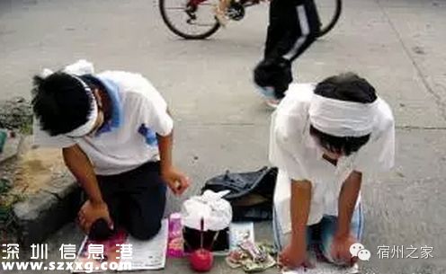 老人吐血行乞真相曝光 揭穿8種街頭行乞真相