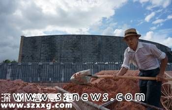 蓮花山公園水幕墻開(kāi)拆 為深圳(www.thesurfingworld.com)地鐵10號(hào)線讓路