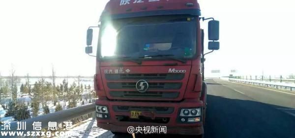 貨車高速跑丟輪胎司機(jī)竟不知 一瘸一拐開了50多公里