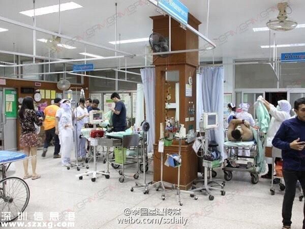 泰國旅游中巴翻車