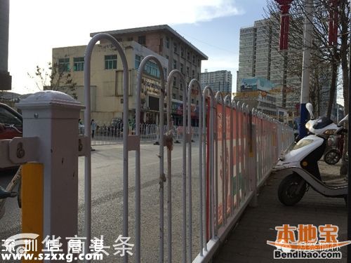 孕婦靠護(hù)欄休息被卡 連同腹中雙胞胎均死亡