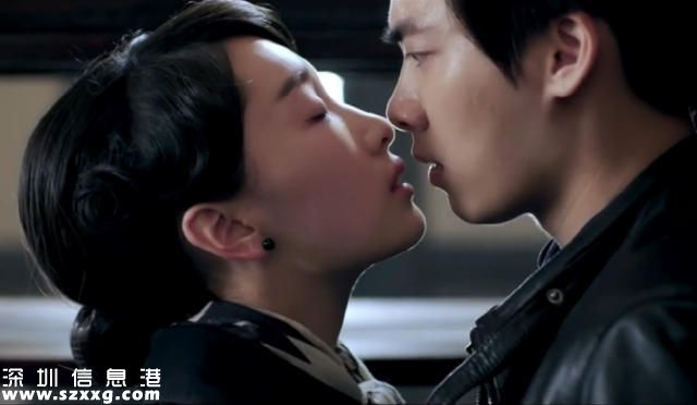 周冬雨主動(dòng)索吻李易峰 她雖不招人待見卻是導(dǎo)演選角的紅人(圖)