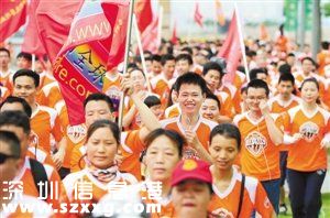 萬人跑“微馬”，為“深圳質(zhì)量”代言