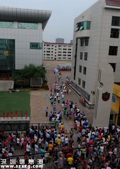 高考658被打出走 兩代人的溝通存在問(wèn)題
