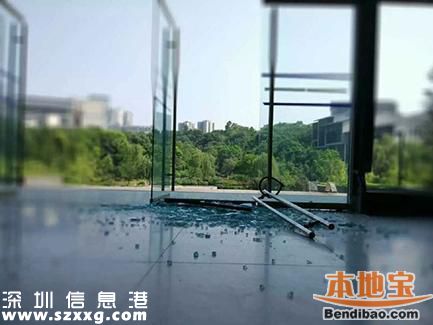 高校玻璃門(mén)被熱炸 玻璃門(mén)自爆并非個(gè)案