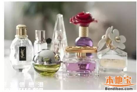 驚險(xiǎn)!深圳一家3口剛離車 車就起火爆炸
