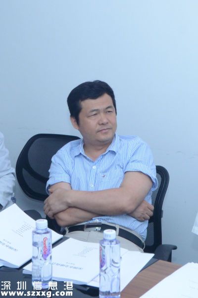 北大匯豐商學院管理學教授魏煒博士