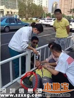 少女騎車時(shí)被割喉 這些危險(xiǎn)習(xí)慣你也有！