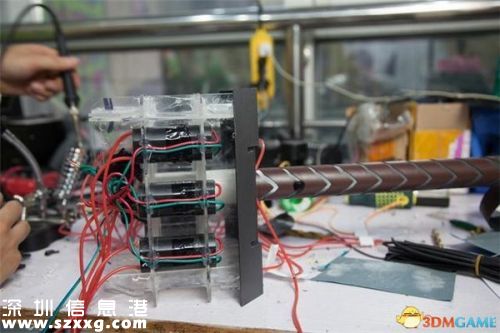 理工男自制雷神錘 揭秘：雷神錘子是用什么材料制造的？