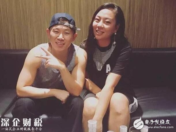 陳冠希怒懟女主持！怒對主持不敬業(yè)，不懂裝懂聊嘻哈！是專業(yè)素養(yǎng)還是沒禮貌？聽嘻哈音樂手機(jī)推薦